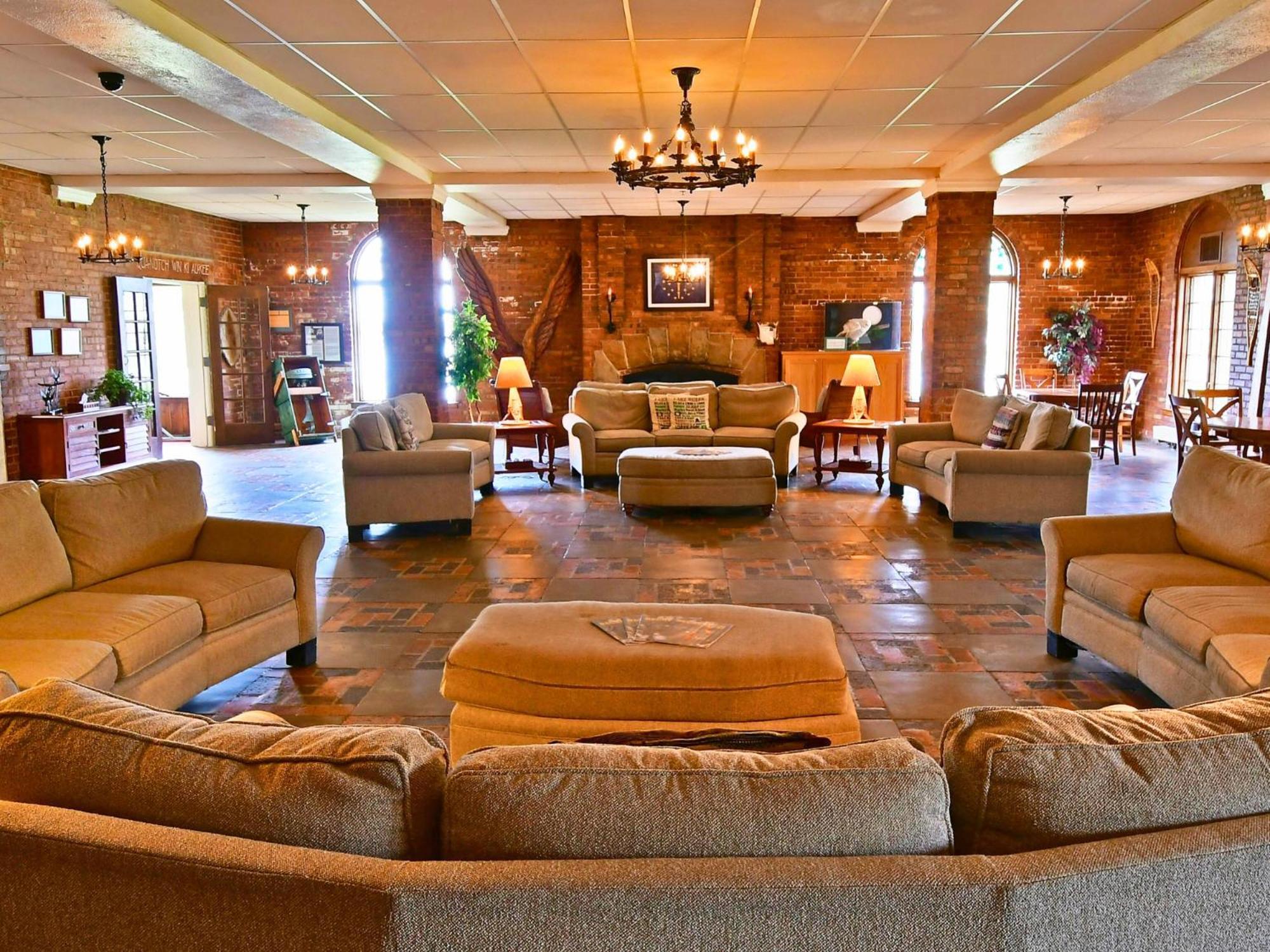 Potawatomi Inn & Cabins Angola Extérieur photo