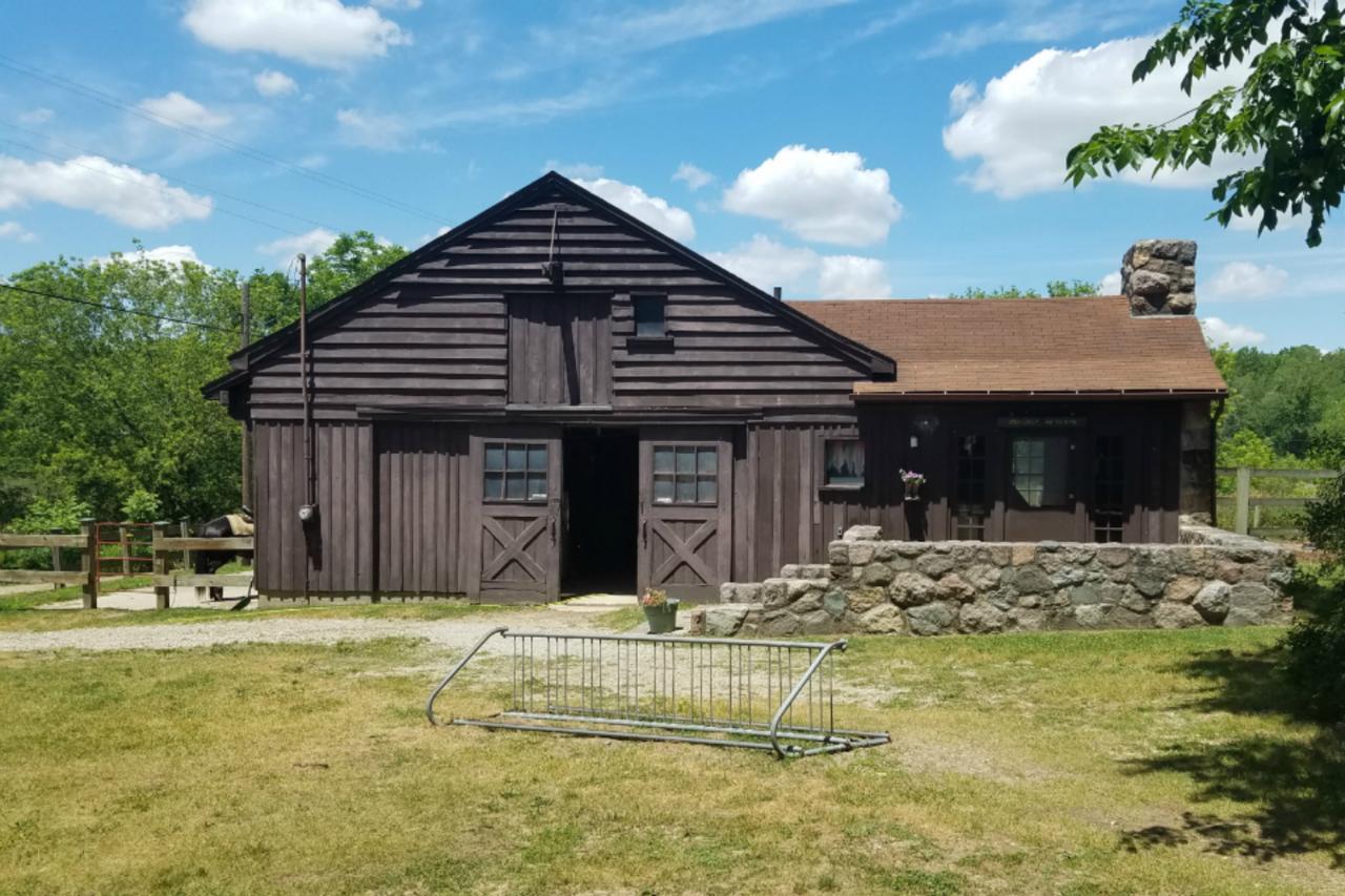 Potawatomi Inn & Cabins Angola Extérieur photo